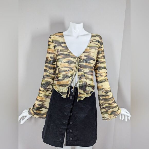 Twik Sheer Mesh Tie Front Long Sleeve Camo Crop Top Size Medium - Picture 10 of 11